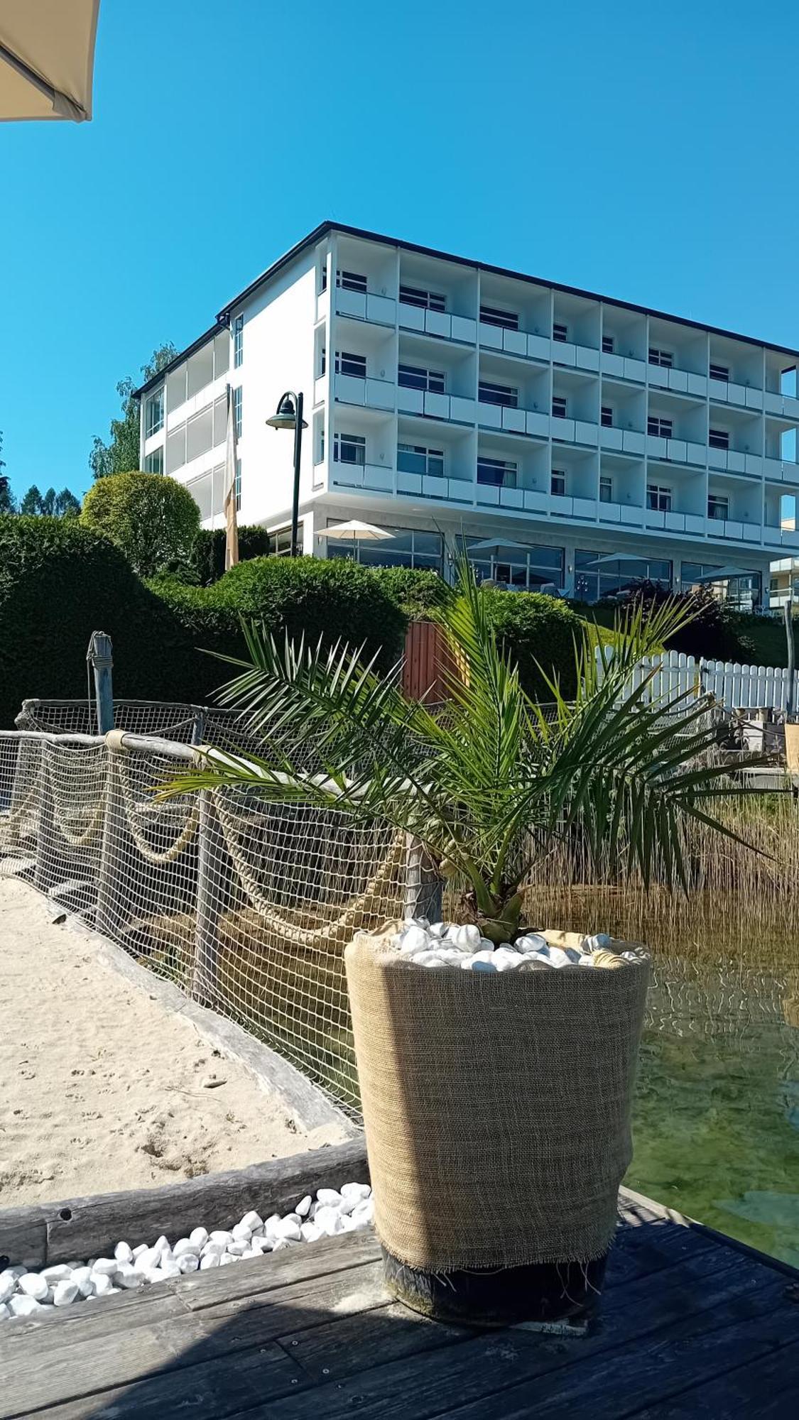 Tennis & Yacht Hotel Velden Velden am Worthersee Bagian luar foto