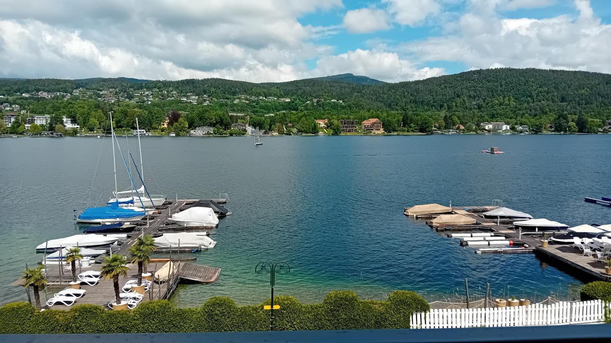 Tennis & Yacht Hotel Velden Velden am Worthersee Bagian luar foto